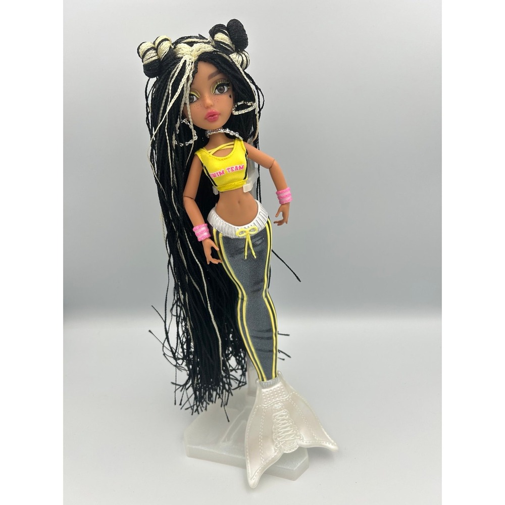 Mermaze Mermaidz Color Change Jordie Mermaid fashion doll